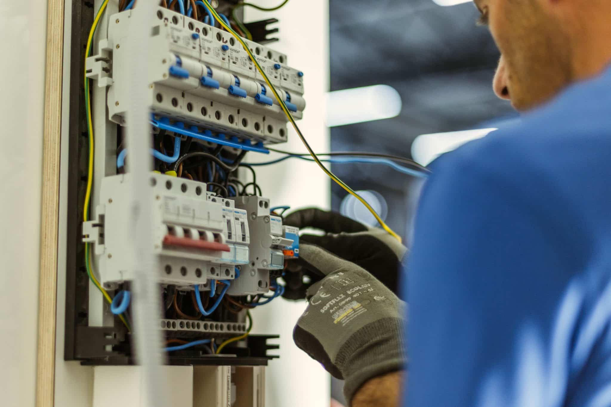 Werk als elektricien - demt-flex